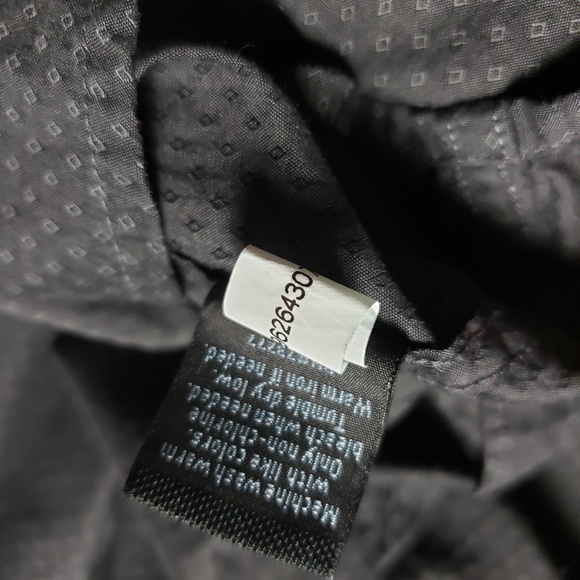 SALE!! Marc Anthony short sleeve shirt - Picture 7 of 7